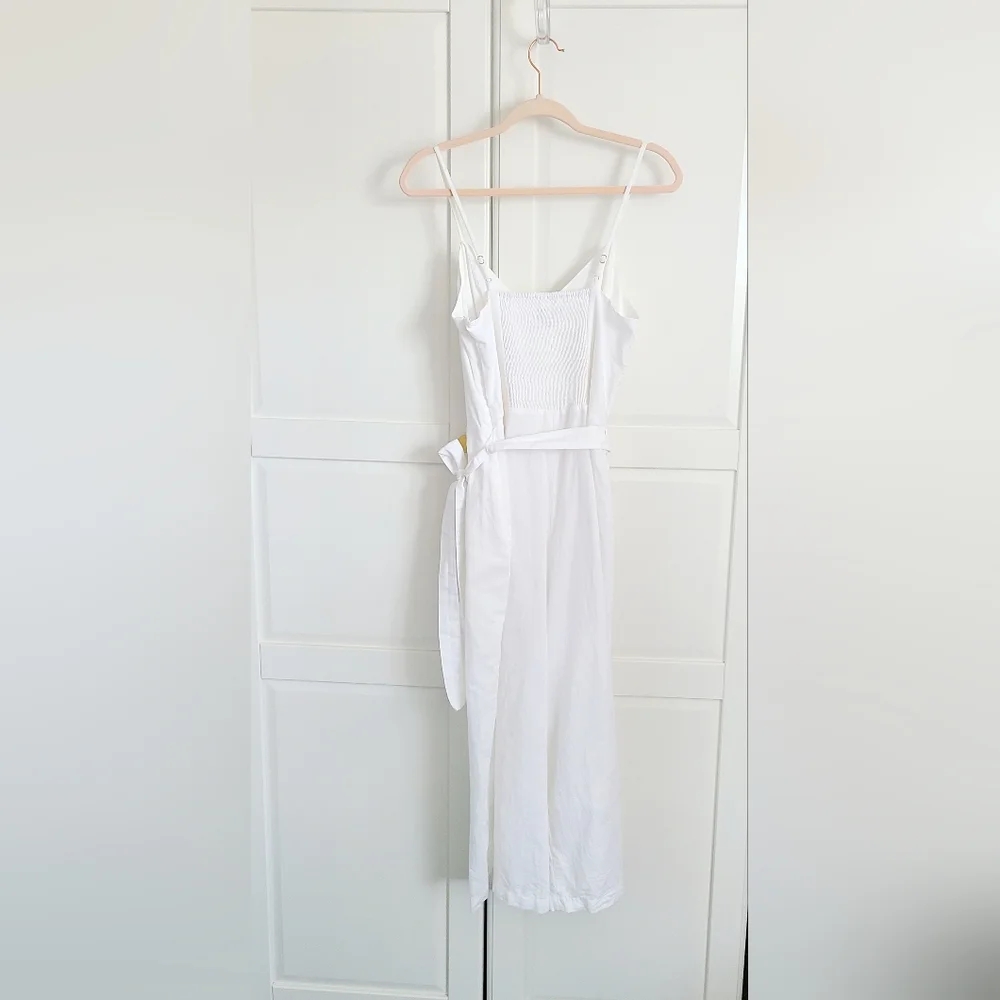 Banana Republic Wide Leg Cropped Linen Jumpsuit